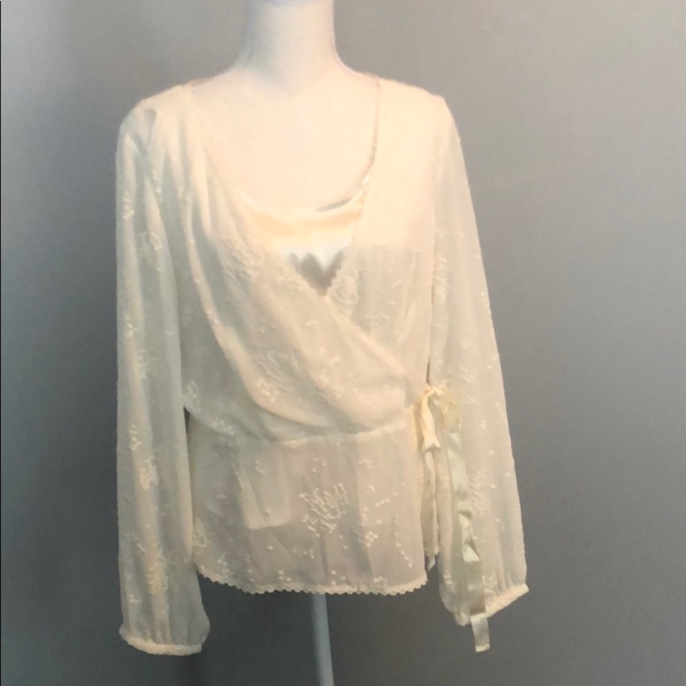Tapeneasure sheer blouse with cami
